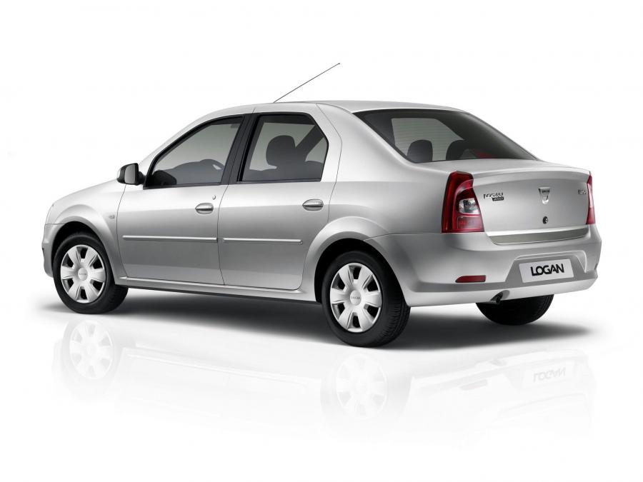  Dacia Logan 2008 года  (фото 20 из 81)